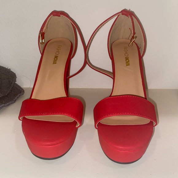 Fashion Nova red heels - Picture 1 of 5